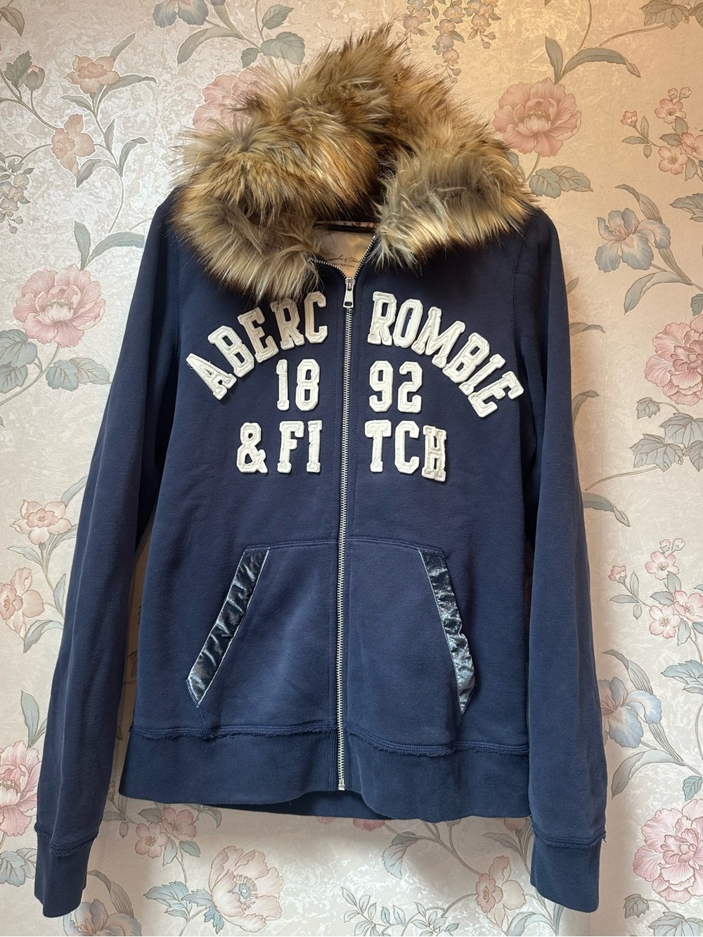 Abercrombie & Fitch Faux Fur Navy Jacket Women's Large